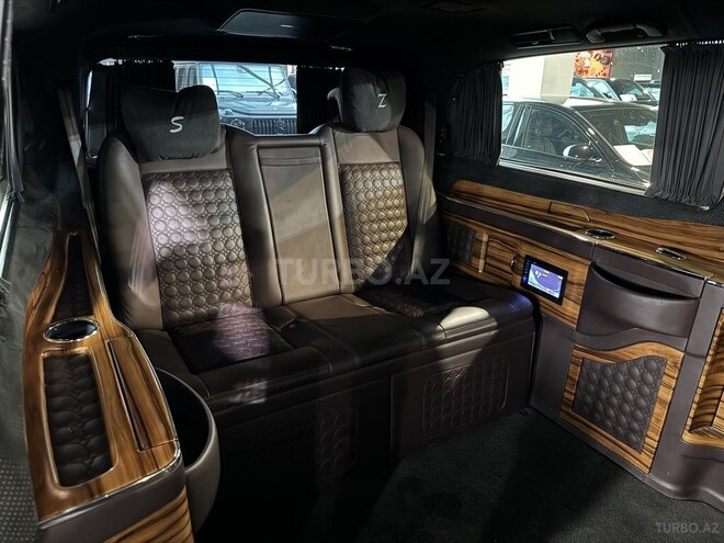 Mercedes V 250-12