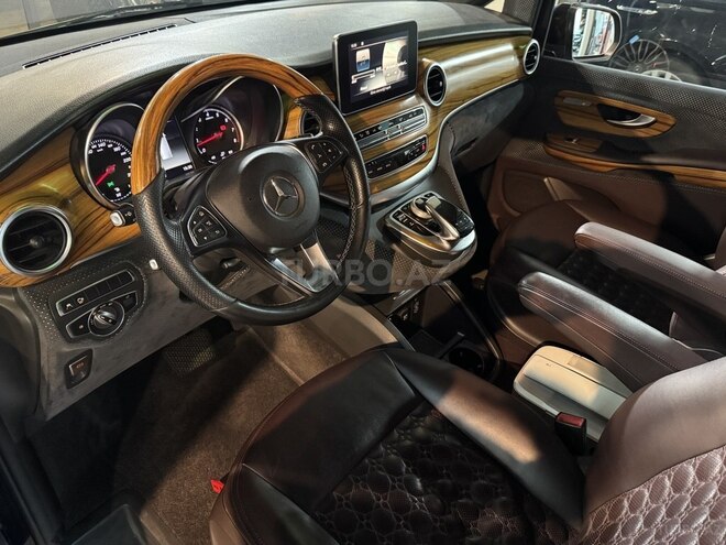 Mercedes V 250-8