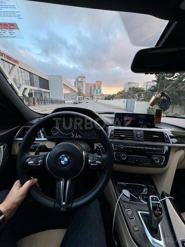 BMW 330 2017, 210,000 km - 2.0 l - Bakı