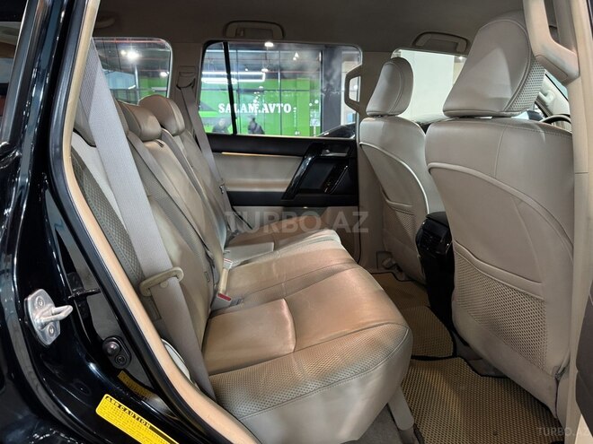 Toyota Land Cruiser Prado 2011, 221,000 km - 3.0 l - Bakı