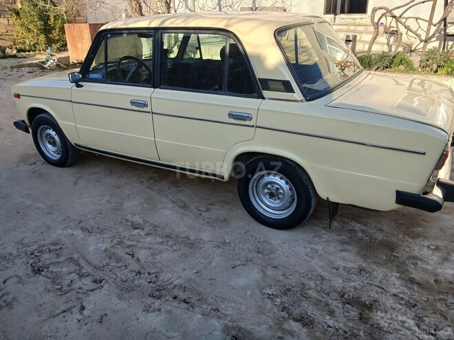 LADA (VAZ) 2103-3
