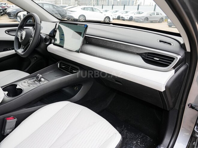 BYD Seal 05-18