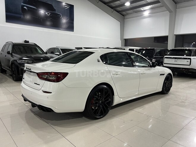 Maserati Quattroporte 2013, 79,000 km - 3.8 l - Bakı