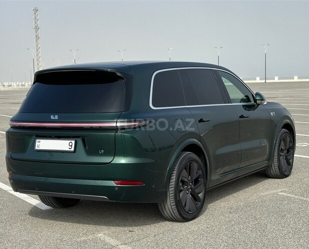 Li Auto L9-4