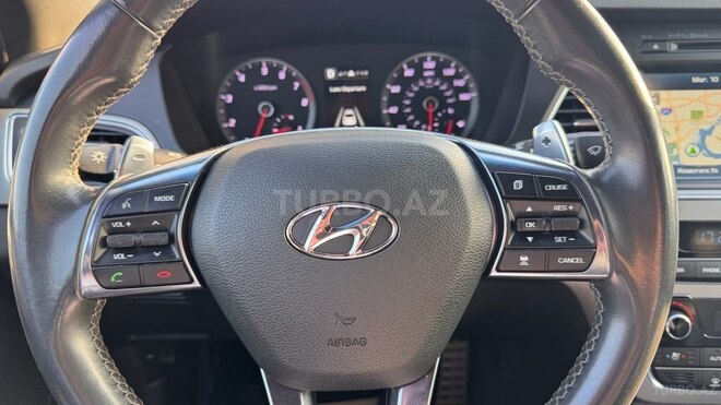 Hyundai Sonata-20