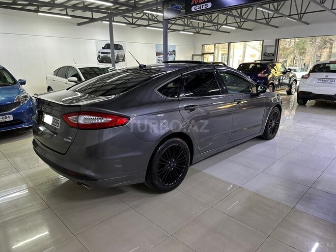 Ford Fusion (North America) 2013, 203,000 km - 1.6 л - Sumqayıt