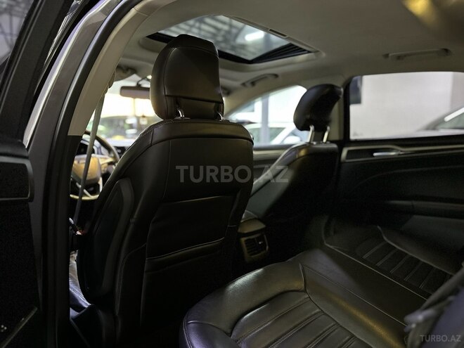 Ford Fusion (North America) 2013, 203,000 km - 1.6 л - Sumqayıt