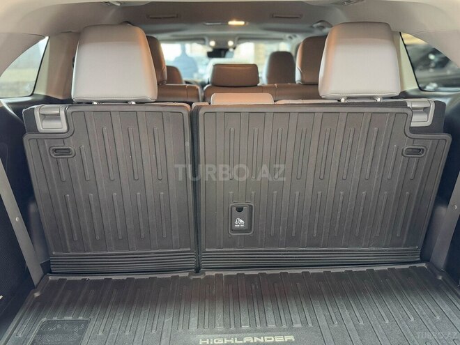 Toyota Highlander 2021, 19,000 km - 2.5 l - Bakı