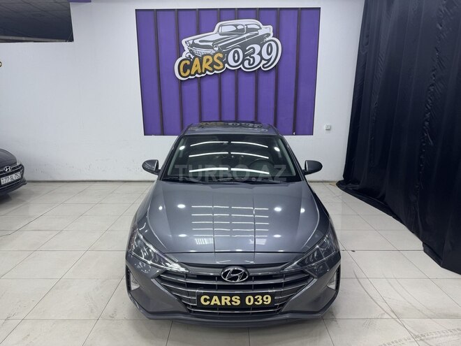 Hyundai Elantra 2018, 110,000 km - 2.0 l - Sumqayıt