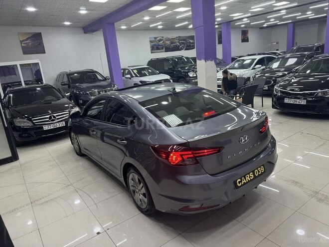 Hyundai Elantra 2018, 110,000 km - 2.0 l - Sumqayıt