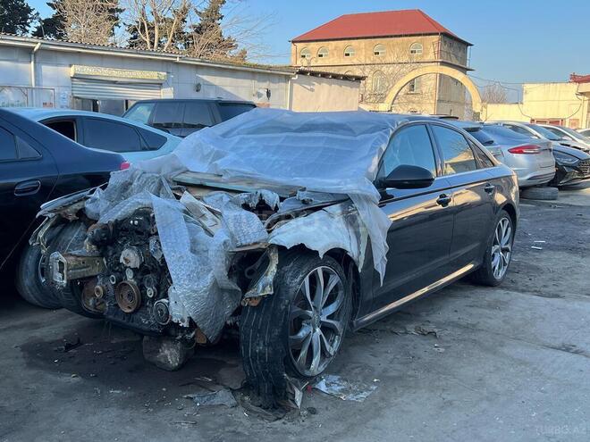 Audi A6 2014, 200,000 km - 2.8 l - Bakı