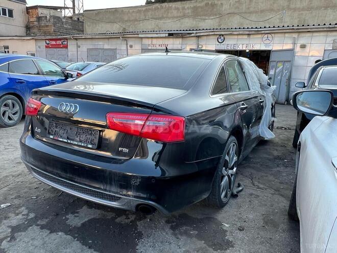 Audi A6 2014, 200,000 km - 2.8 l - Bakı