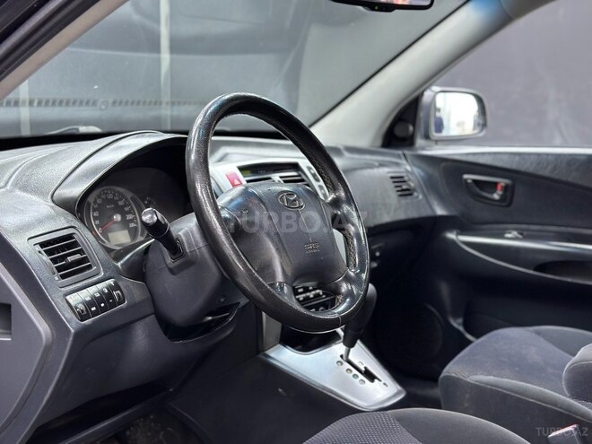 Hyundai Tucson-12