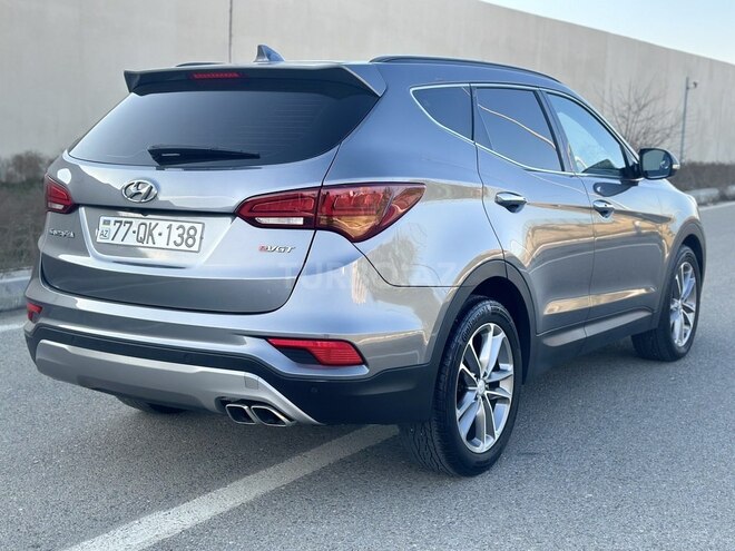 Hyundai Santa Fe-5
