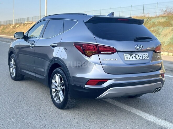 Hyundai Santa Fe-6