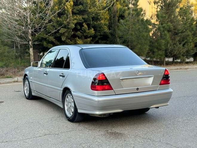 Mercedes C 240 1998, 246,000 km - 2.4 l - Sabirabad