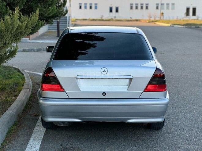 Mercedes C 240 1998, 246,000 km - 2.4 l - Sabirabad