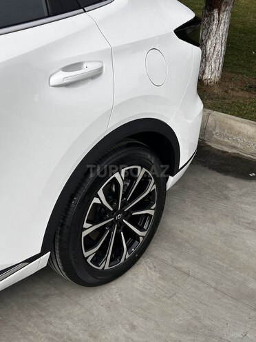 Changan Qiyuan Q05-6