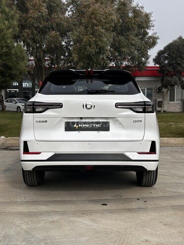 Changan Qiyuan Q05-8