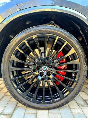 BMW X5-12