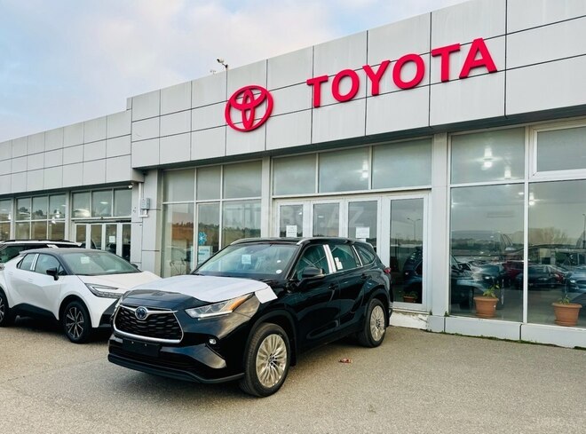 Toyota Highlander-3