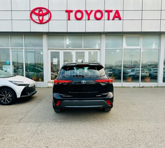 Toyota Highlander-5