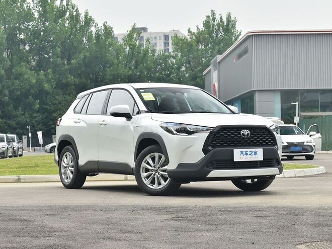 Toyota Corolla Cross 2025, 0 km - 2.0 l - Bakı