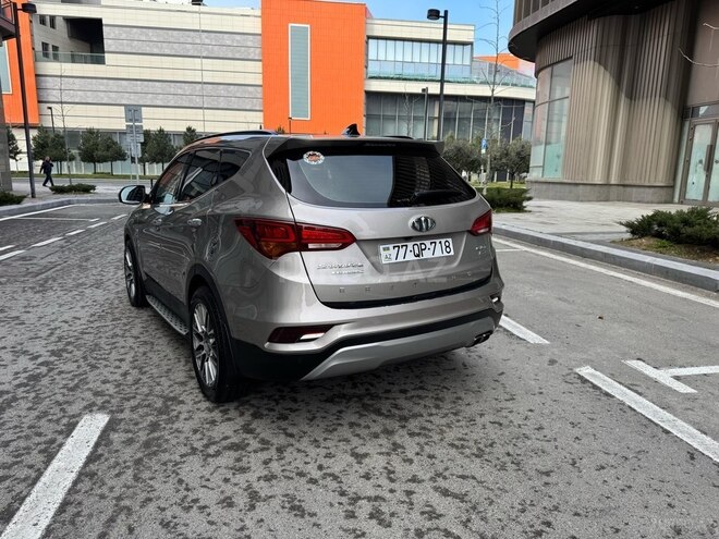 Hyundai Santa Fe 2015, 118,000 km - 2.0 л - Tovuz