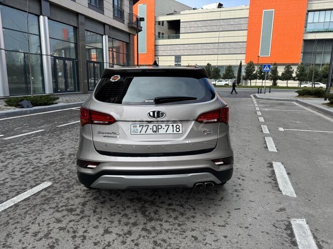 Hyundai Santa Fe 2015, 118,000 km - 2.0 л - Tovuz