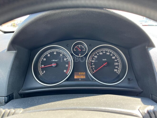 Opel Astra-8