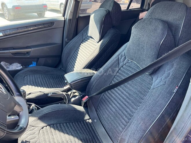 Opel Astra-12