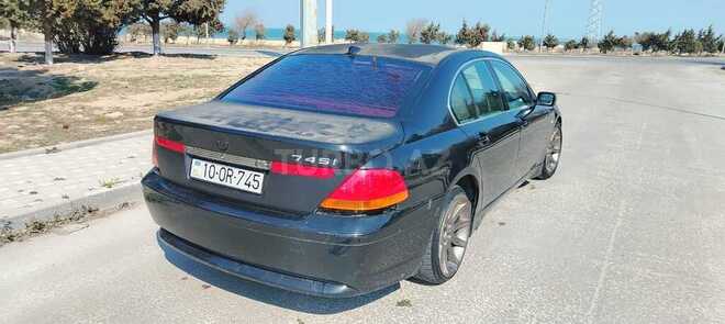 BMW 745-9