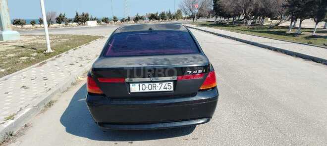 BMW 745-13