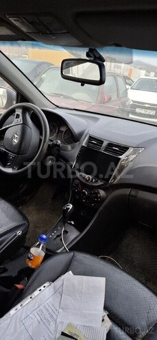 Hyundai Accent 2013, 253,000 km - 1.6 l - Bakı
