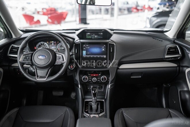 Subaru Forester-3