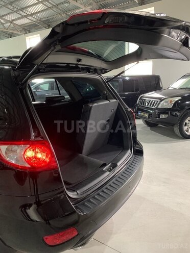 Hyundai Santa Fe-21