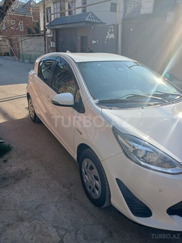 Toyota Aqua 2019, 85,000 km - 1.5 л - Bakı