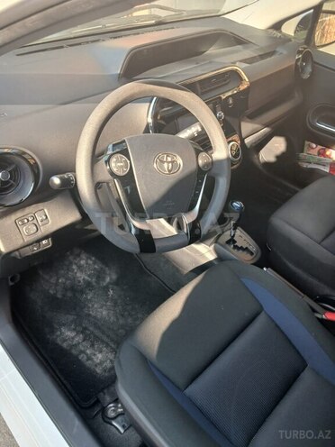 Toyota Aqua 2019, 85,000 km - 1.5 л - Bakı