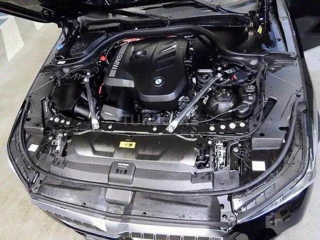 BMW 530e-21