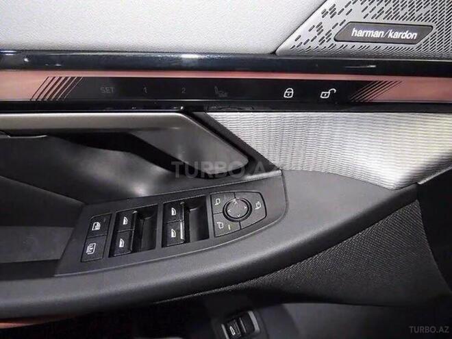 BMW 530e-15