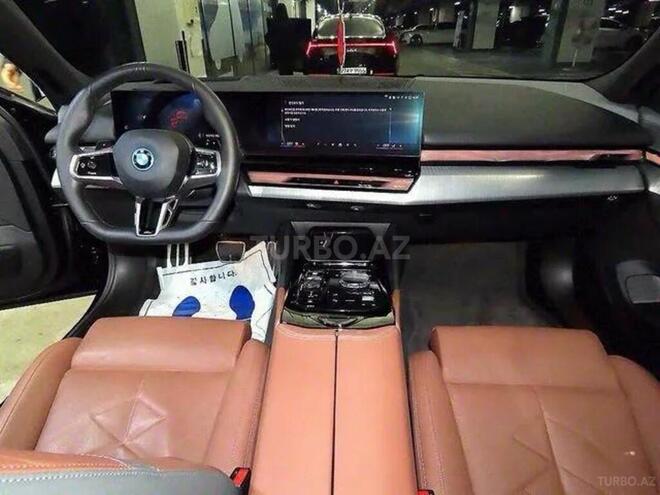 BMW 530e-8