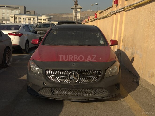 Mercedes CLA 250 4MATIC 2018, 183,370 km - 2.0 l - Bakı