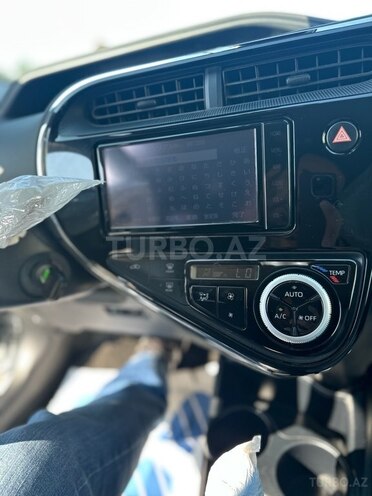 Toyota Aqua 2019, 29,300 km - 1.5 l - Bakı