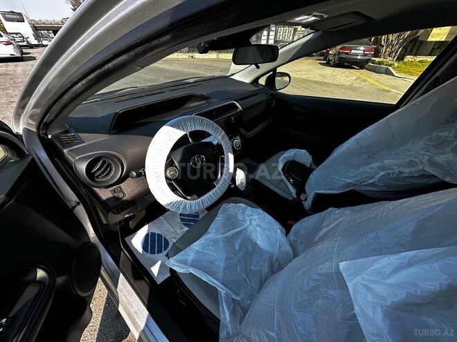 Toyota Aqua 2019, 29,300 km - 1.5 l - Bakı