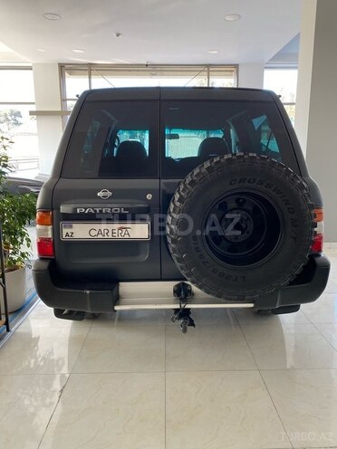 Nissan Patrol 2001, 283,000 km - 3.0 л - Bakı