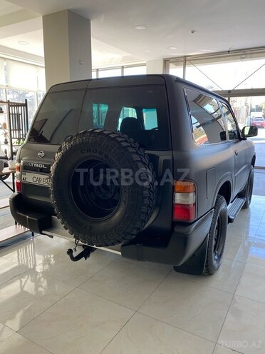 Nissan Patrol 2001, 283,000 km - 3.0 л - Bakı
