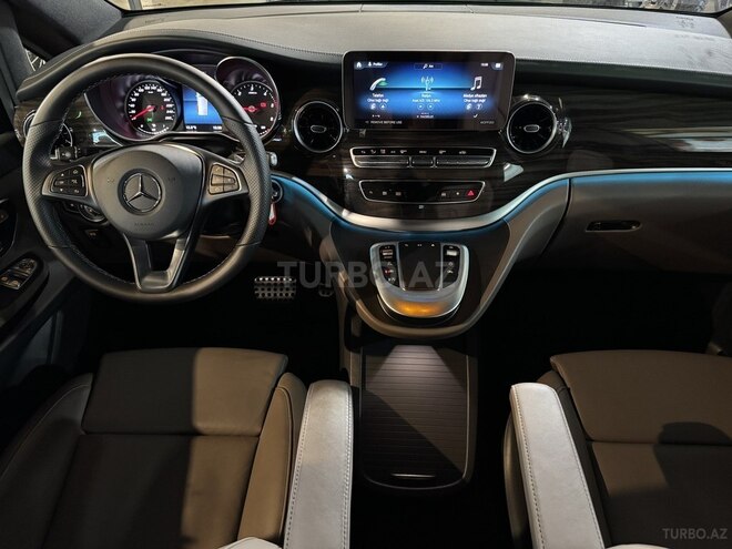 Mercedes V 250-9