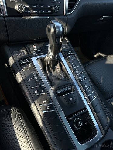 Porsche Macan 2018, 88,448 km - 2.0 л - Bakı