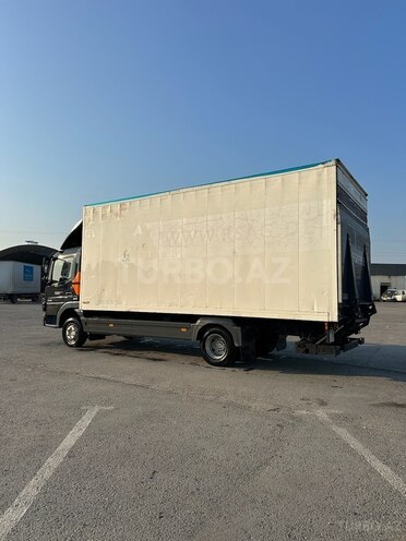 Mercedes Atego 818-7
