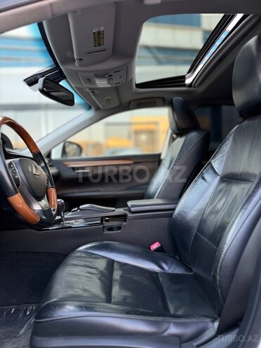 Lexus ES 300-11